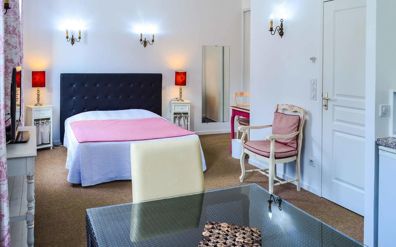 Hotel Beausejour บาร์โบตอง-เลส์-แตมส์ ภายนอก รูปภาพ